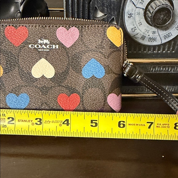 Coach Multicolor Heart Print Wristlet - Picture 7 of 8